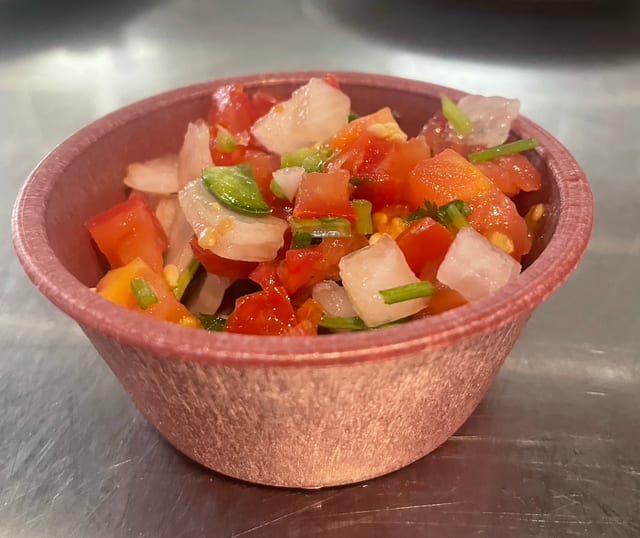 4oz Pico De Gallo.