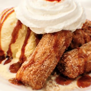CHURROS N ICECREAM