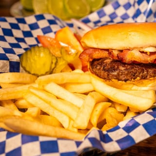 LUN PLAYA BURGER